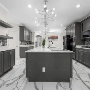 Sleek & Functional Kitchen Design